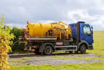 nettoyage-jardinage-camion-vidange-ben-aknoun-alger-algerie