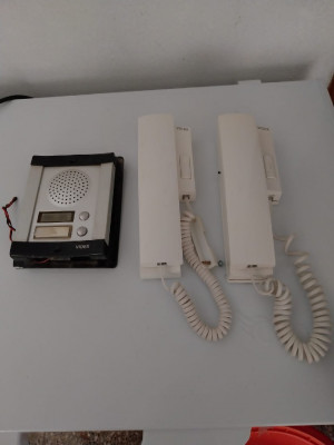 components-electronic-material-inter-phone-hussein-dey-alger-algeria
