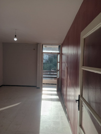 appartement-vente-f3-boumerdes-tidjelabine-algerie