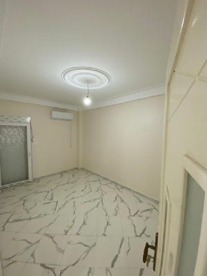 appartement-vente-f2-alger-oued-smar-algerie