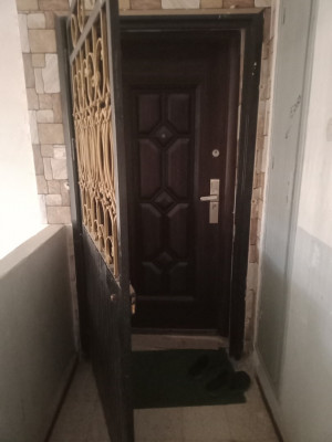 appartement-vente-f3-bouira-sour-el-ghouzlane-algerie