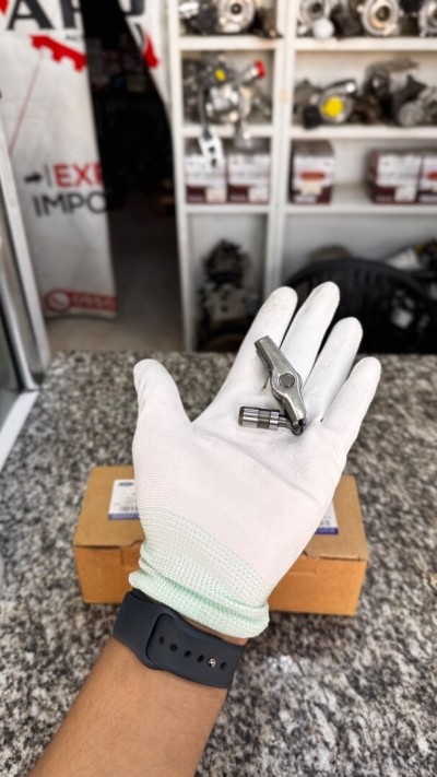 DOIGT CULBUTEUR + POUSSOIR EXPERT 4 3008 SCUDO