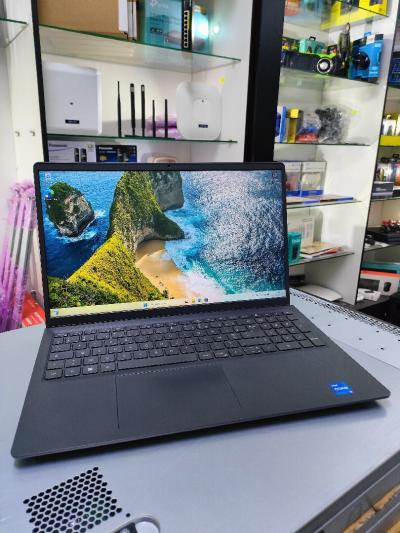 DELL VOSTRO 15P I5 11EM 8GB SSD256