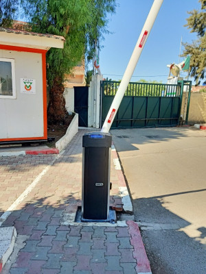 barrière électriques / gestion de parking