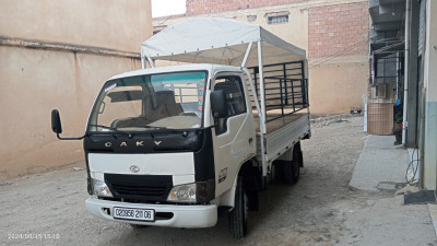 camion-yuejin-cakya-2011-bejaia-algerie