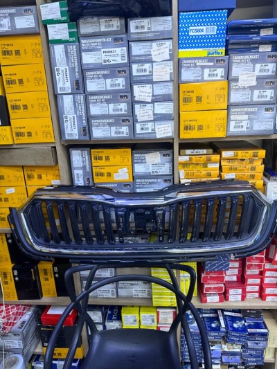 Calandre octavia 2021 2024