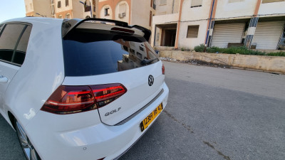 moyenne-berline-volkswagen-golf-7-2018-carat-kolea-tipaza-algerie