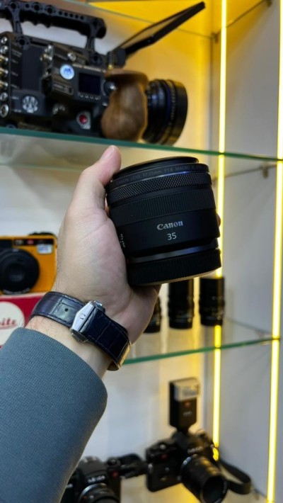 Objectif Canon RF 35mm f/1.8 MACRO STM  X  