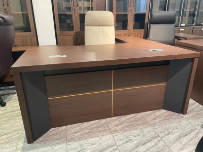 BUREAU DIRECTEUR - IMPORTATION - 1M80 - MX-1118