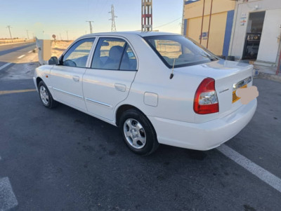 voitures-hyundai-accent-2016-gls-laghouat-algerie