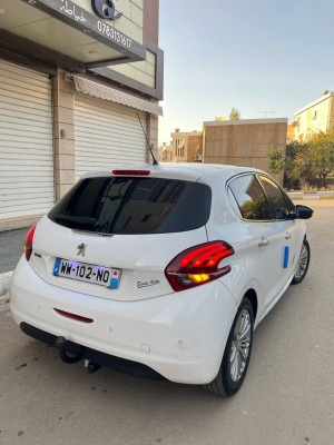 voitures-peugeot-208-2016-allure-facelift-bordj-bou-naama-tissemsilt-algerie