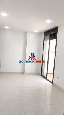 appartement-location-f4-alger-draria-algerie