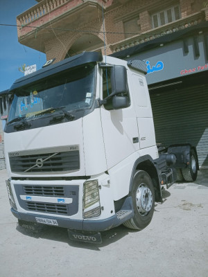 شاحنة-volvo-fh-400-2014-برج-بوعريريج-الجزائر