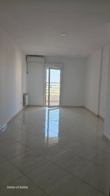 appartement-location-f4-oran-algerie