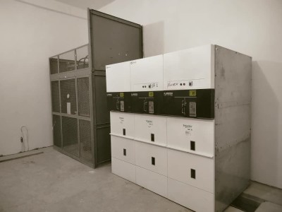 صناعة-و-تصنيع-cellules-mt-schneider-electric-02im-01-pm-en-10-kva-30-برج-الكيفان-الجزائر