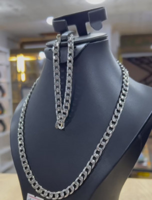 necklaces-pendants-collier-et-bracelet-akbou-bejaia-algeria