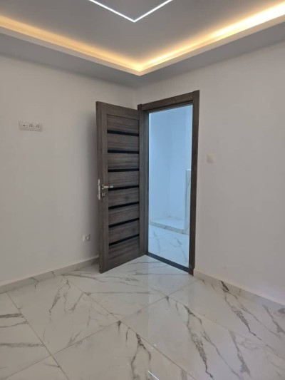 بيع شقة ستوديو الجزائر برج الكيفان