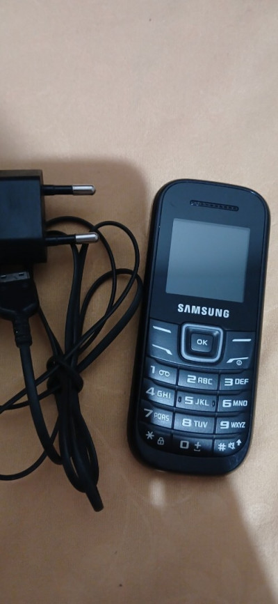 smartphones-samsung-gt-e1200i-bordj-el-kiffan-alger-algerie