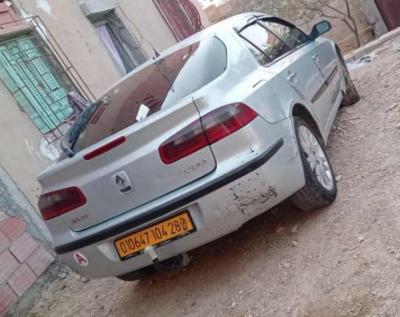 berline-renault-laguna-2-2004-expression-msila-algerie