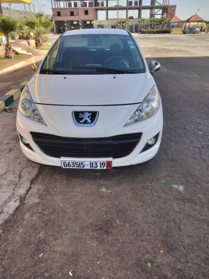 voitures-peugeot-207-2013-yabous-khenchela-algerie