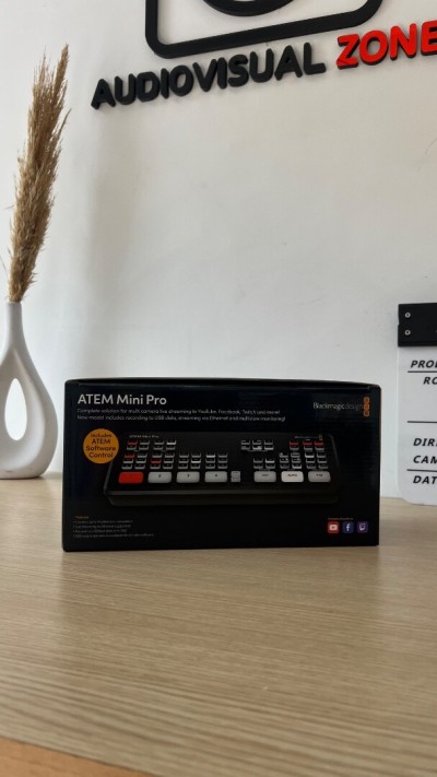 Black magic ATEM Mini Pro