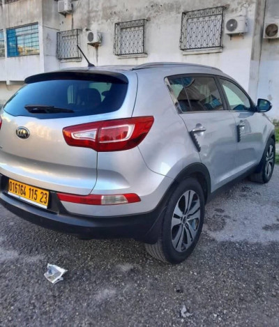 voitures-kia-sportage-2015-bedjene-tebessa-algerie