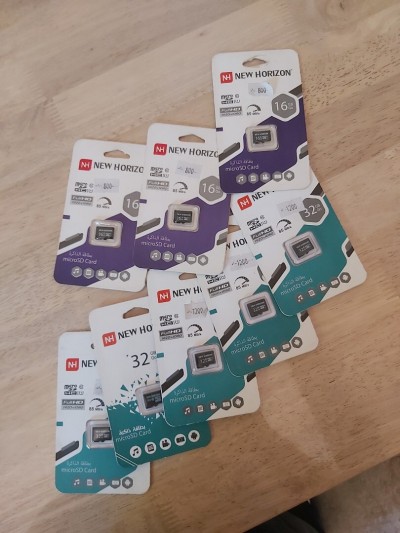 Cartes mémoires micro SD New Horizon 16 et 32 Go