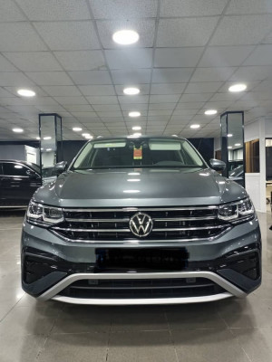 Volkswagen Tiguan 2022 All space 7 places