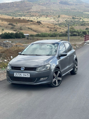 voitures-volkswagen-polo-2014-life-bouzeguene-tizi-ouzou-algerie