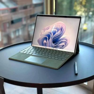 MICROSOFT SURFACE PRO 9 INTEL I7-1265U 16GB DDR5 256GB SSD 13.3 pouce 3k TACTILE