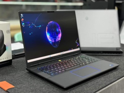 ALIENWARE M16 R2 MAX/INTEL ULTRA 9-185H/RAM 32GB DDR5/DISK 1TB SSD/RTX 4070 8GB/ 240HZ