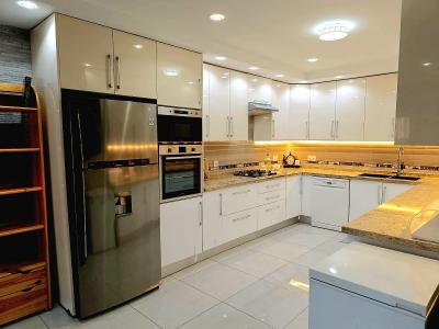 Sell Apartment F5 Oran Bir el djir