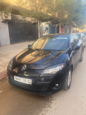 voitures-renault-megane-3-2010-lacoste-chlef-algerie