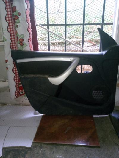أكسسوارات-garniture-port-logan-mcv-cote-chauffeur-ذراع-الميزان-تيزي-وزو-الجزائر