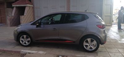 voitures-renault-clio-4-2013-expression-hammedi-boumerdes-algerie