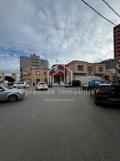 بيع فيلا وهران وهران