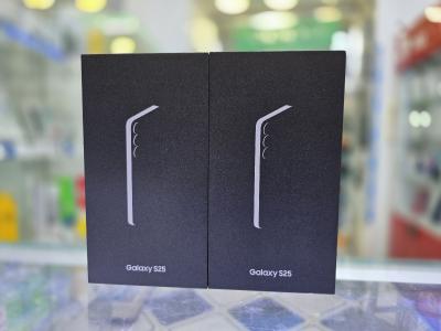 Smasunge Galaxy s25 128GB/12GB