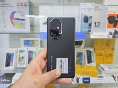 Honor Honor 200 pro 512GB/12Ram global