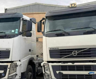 camion-volvo-6x4-440-2013-sidi-aich-bejaia-algerie