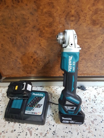 Meleuse angulaire Makita X-Lock 125mm