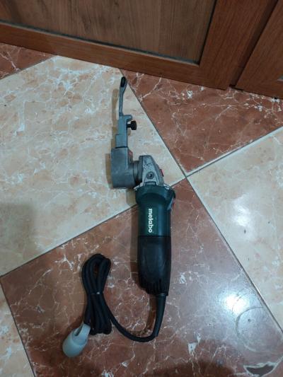 Ponceuse d'inox Métabo (Germany)