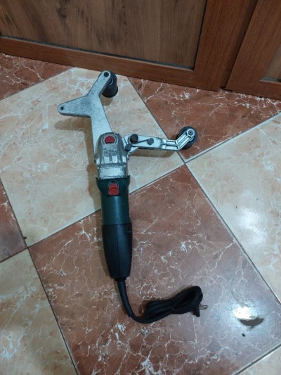 Ponceuse d'inox Métabo (Germany)