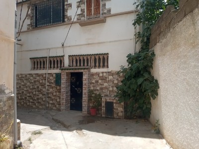 بيع فيلا الجزائر الكاليتوس