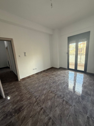 appartement-location-f2-alger-said-hamdine-algerie