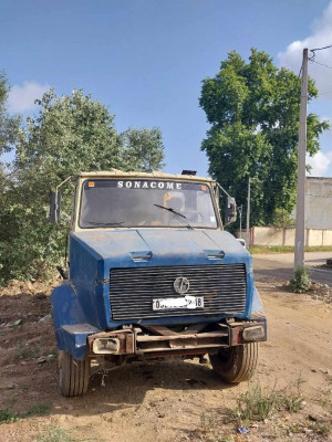 camion-sonacom-citerne-1982-algerie