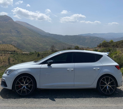 voitures-seat-leon-2019-cupra-bejaia-algerie