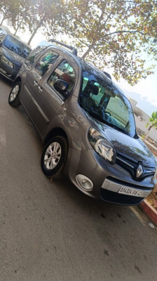 voitures-renault-kangoo-2018-privilege-tipaza-algerie