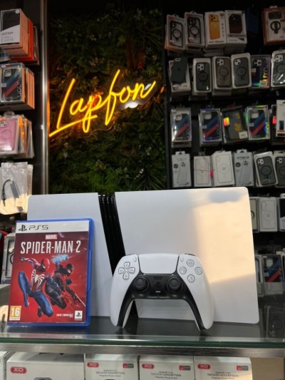 PS5 PRO 2000GB + LECTEUR CD + SPIDER MAN 2