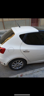 voitures-seat-ibiza-2014-itech-setif-algerie