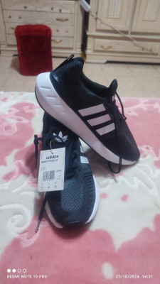 chaussures-adidas-neuf-jamais-utilise-ain-tolba-temouchent-algerie